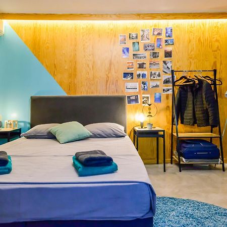 Lucy In The Sky With Diamonds Apartment Kalamata Bagian luar foto