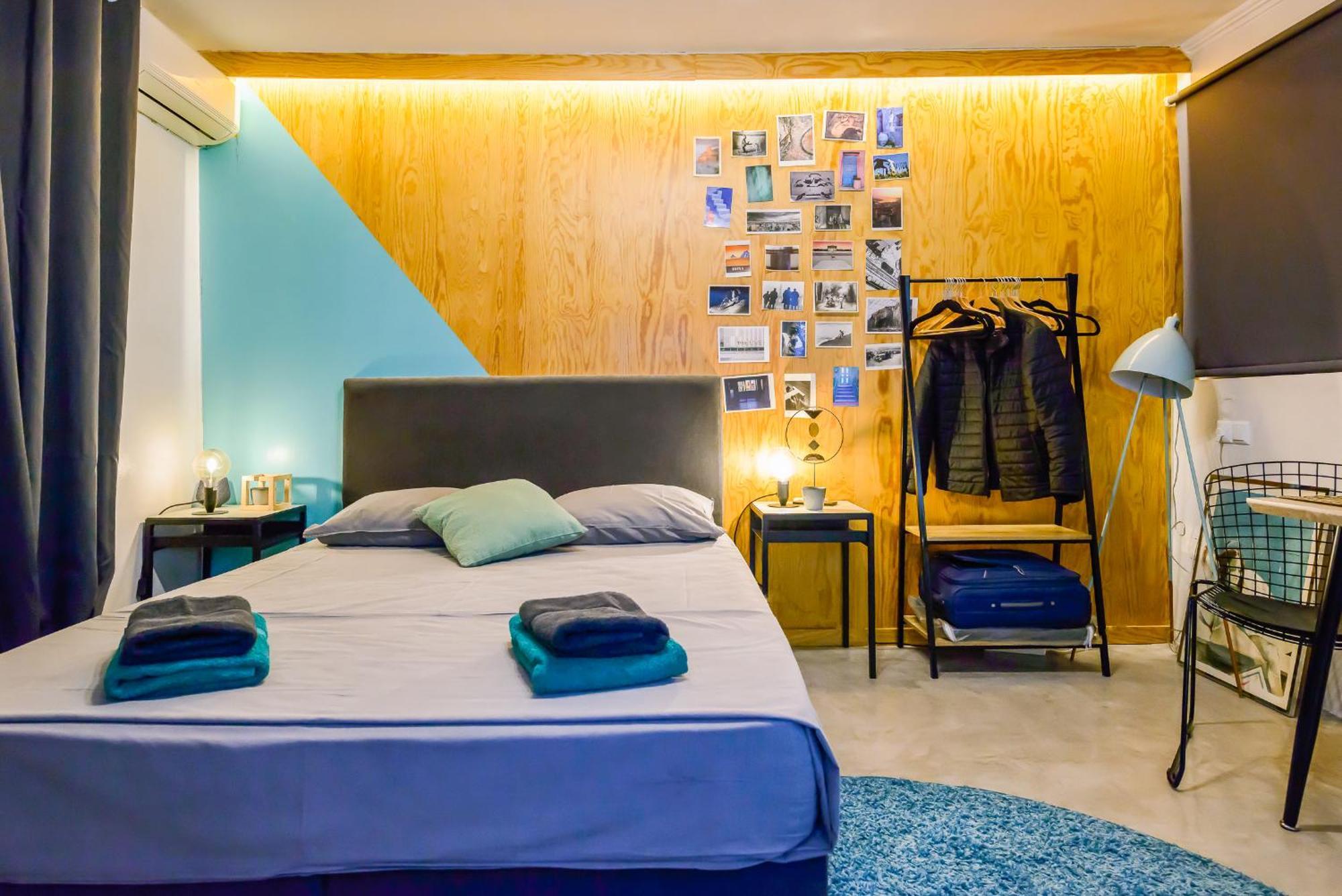 Lucy In The Sky With Diamonds Apartment Kalamata Bagian luar foto