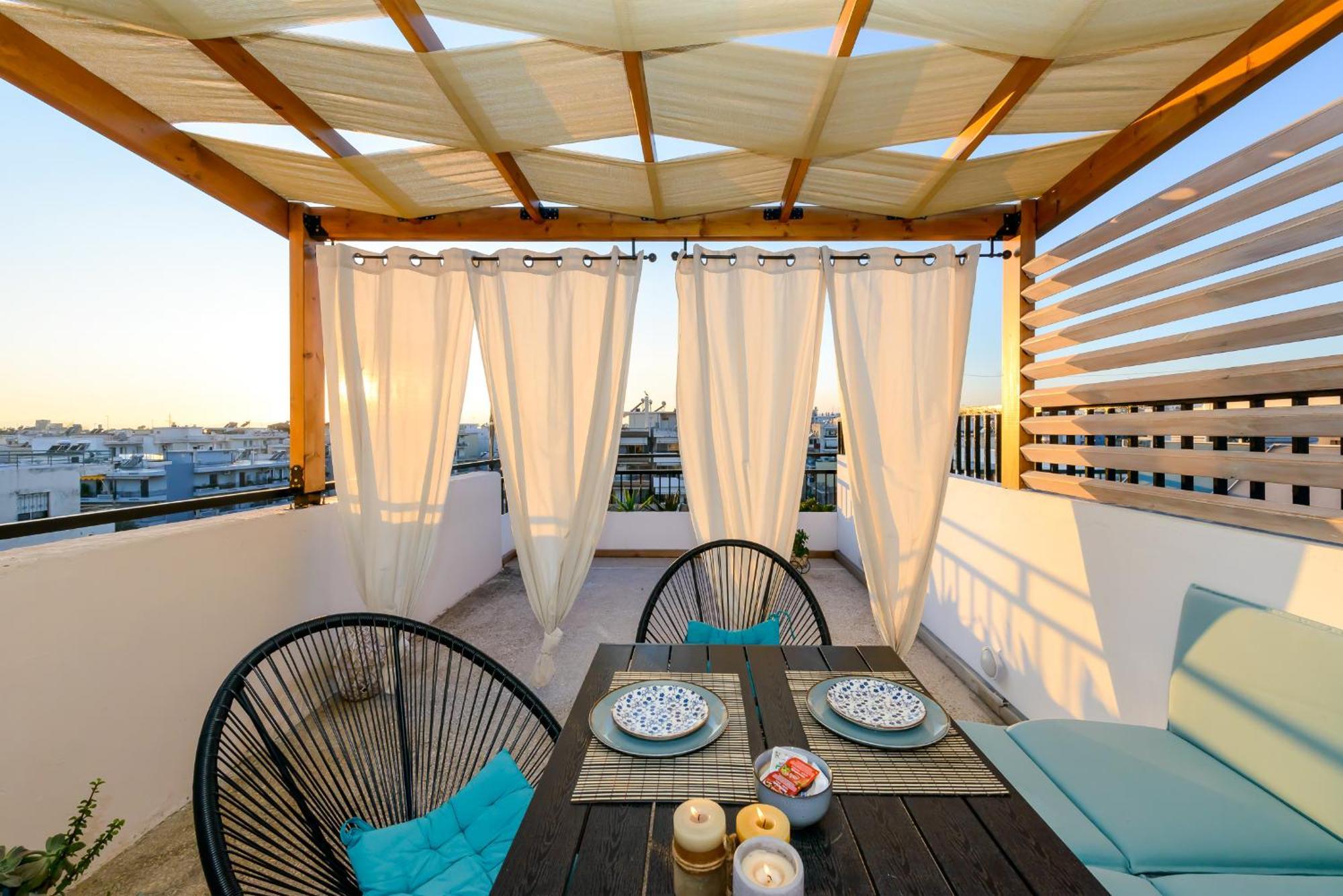 Lucy In The Sky With Diamonds Apartment Kalamata Bagian luar foto